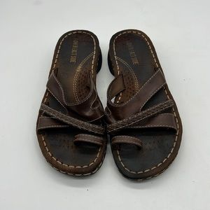 Lower East Side Brown Slip on Sandal with Toe Strap size 7
